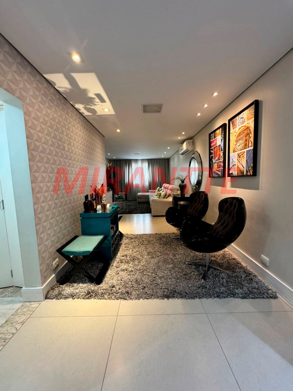Sobrado de 221m² com 3 quartos em Vila Mazzei