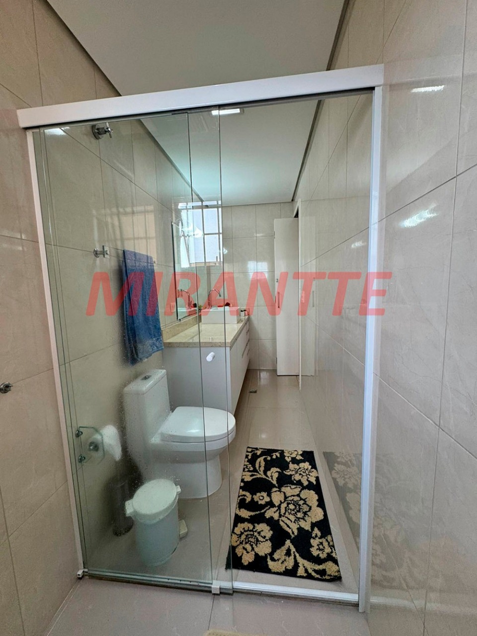 Sobrado de 221m² com 3 quartos em Vila Mazzei