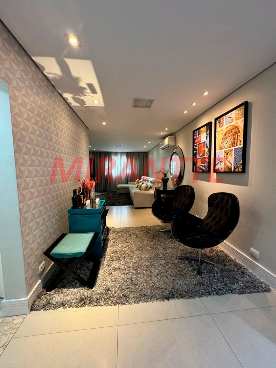 Sobrado de 221m² com 3 quartos em Vila Mazzei