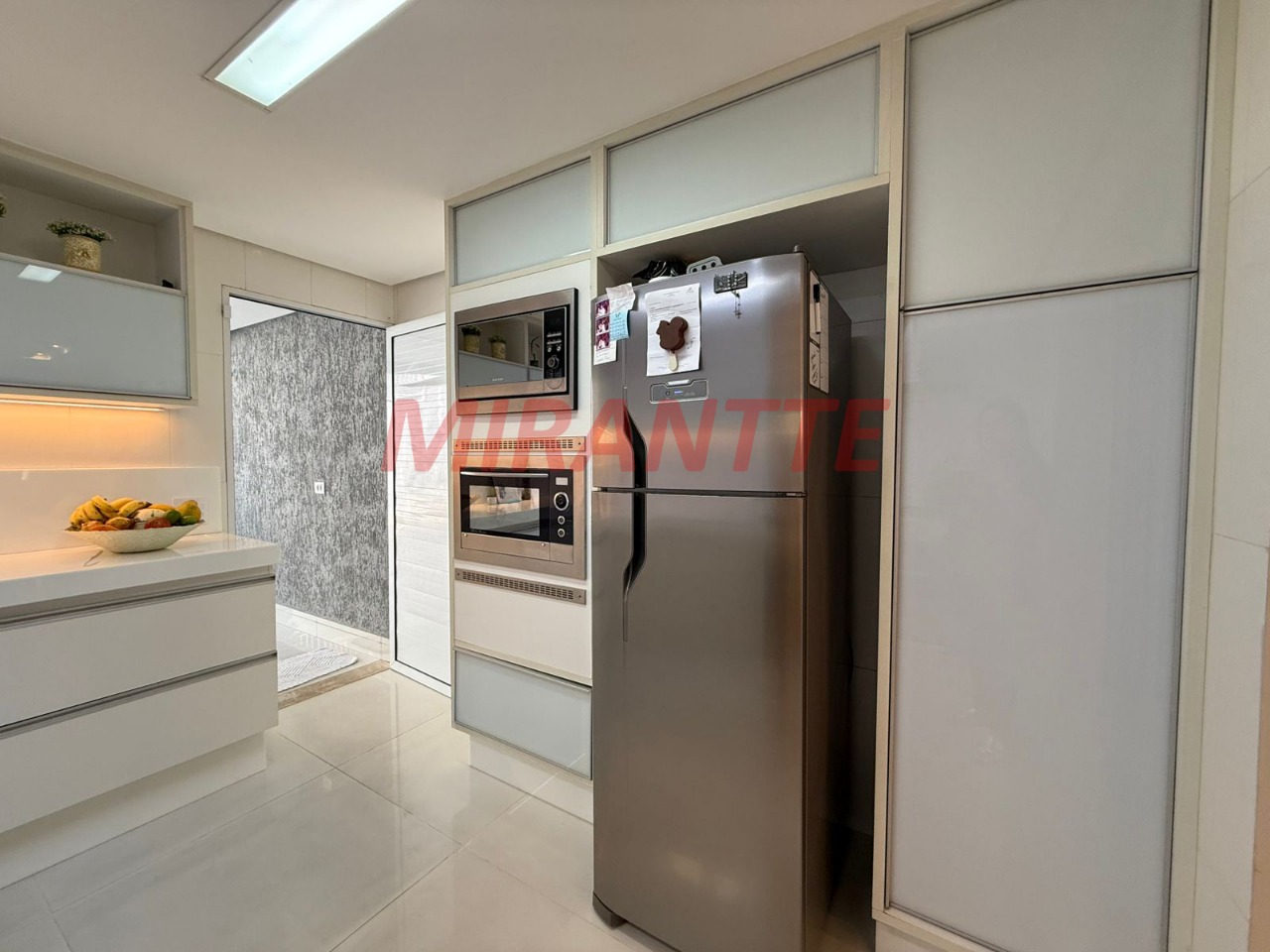 Sobrado de 217m² com 3 quartos em Vila Pereira Cerca