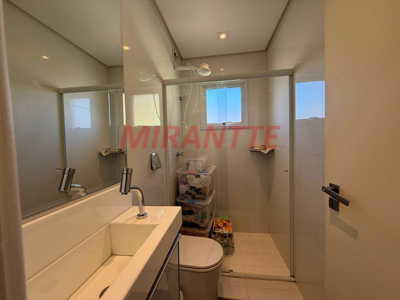 Sobrado de 217m² com 3 quartos em Vila Pereira Cerca