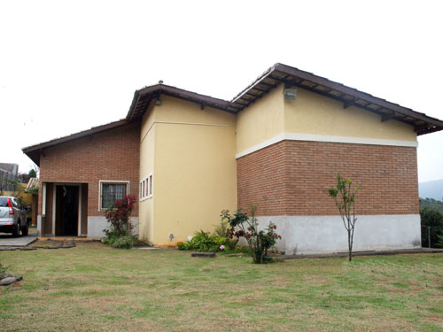 Casa terrea de 263m² com 4 quartos em Serra Da Cantareira