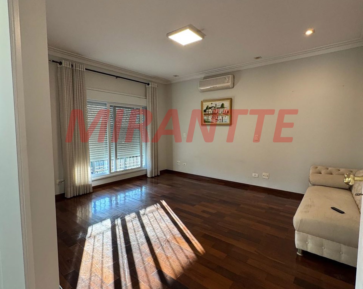 Cond. fechado de 390m² com 4 quartos em ALPHAVILLE