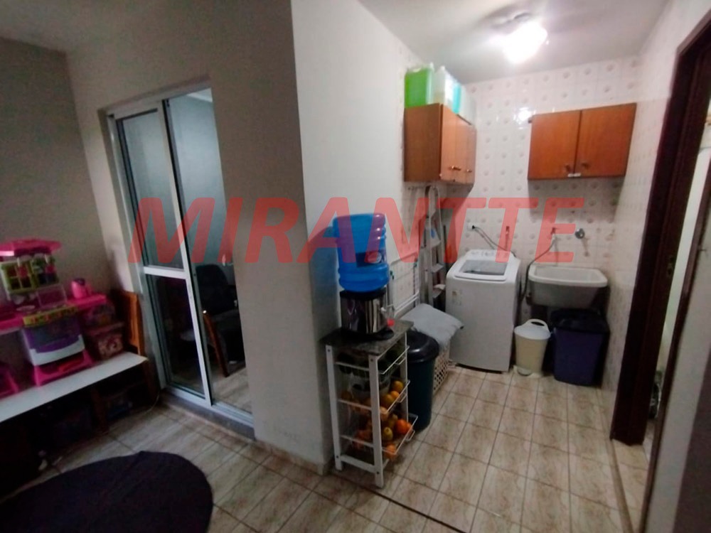 Sobrado de 170m² com 4 quartos em Vila Gustavo