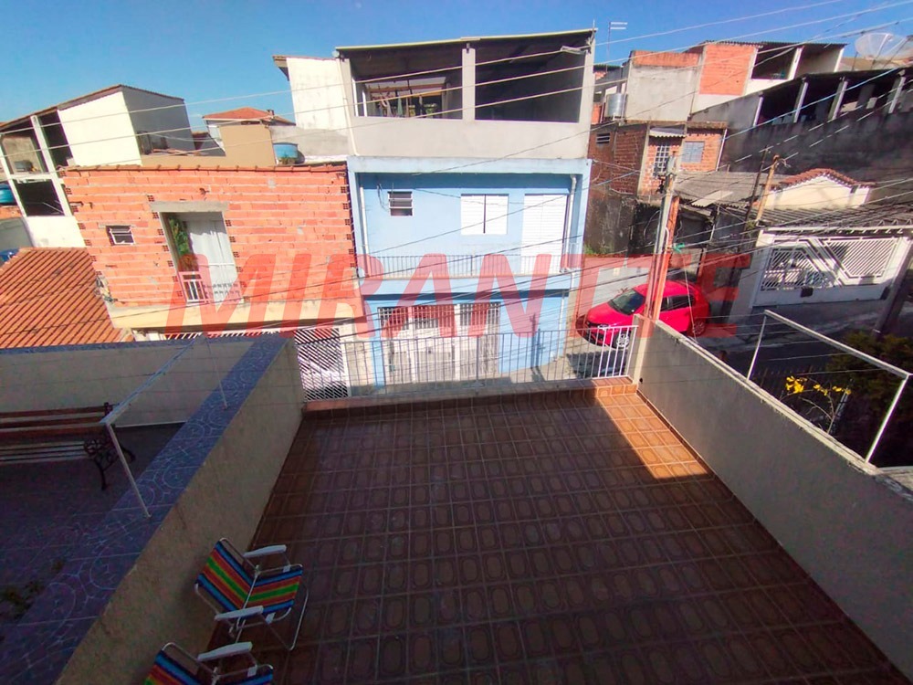 Sobrado de 170m² com 4 quartos em Vila Gustavo