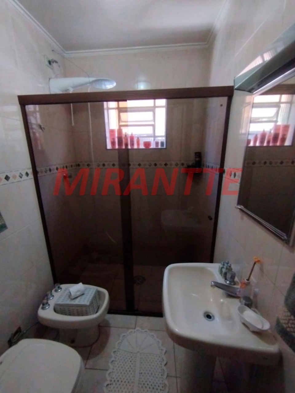 Sobrado de 170m² com 4 quartos em Vila Gustavo