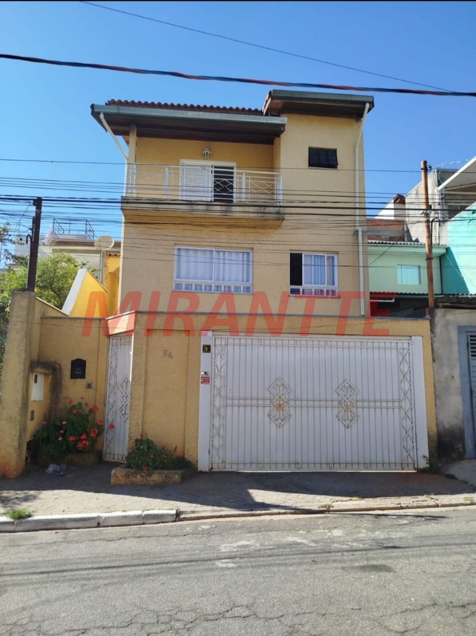 Sobrado de 150m² com 3 quartos em Conjunto Residencial Jardim Canaa