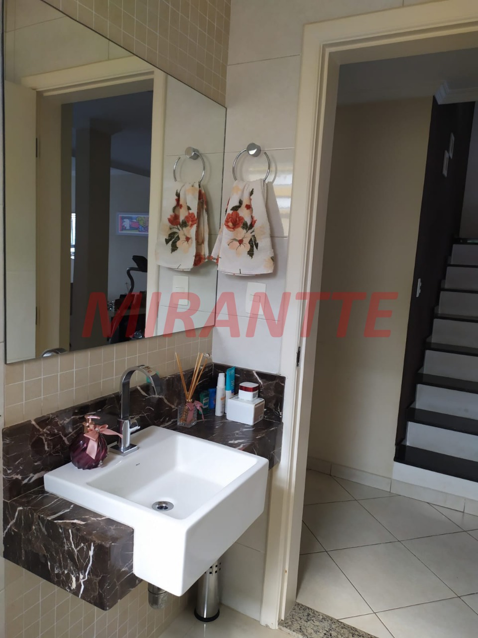 Sobrado de 150m² com 3 quartos em Conjunto Residencial Jardim Canaa