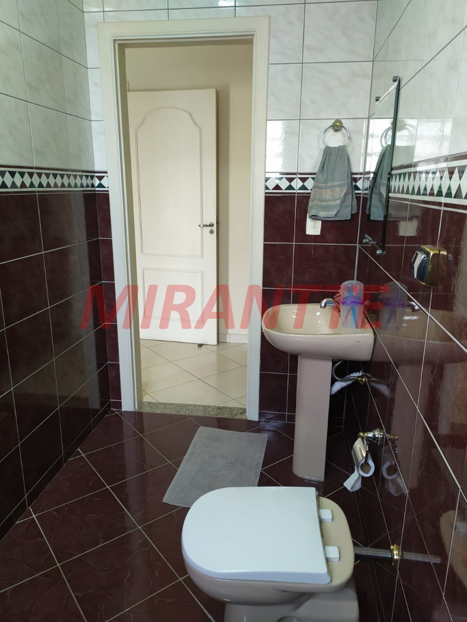 Sobrado de 150m² com 3 quartos em Conjunto Residencial Jardim Canaa