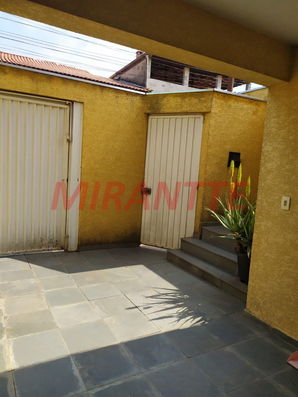 Sobrado de 150m² com 3 quartos em Conjunto Residencial Jardim Canaa