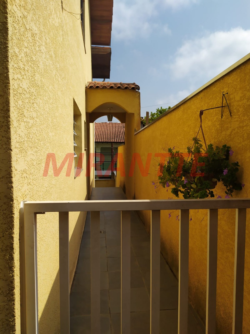 Sobrado de 150m² com 3 quartos em Conjunto Residencial Jardim Canaa