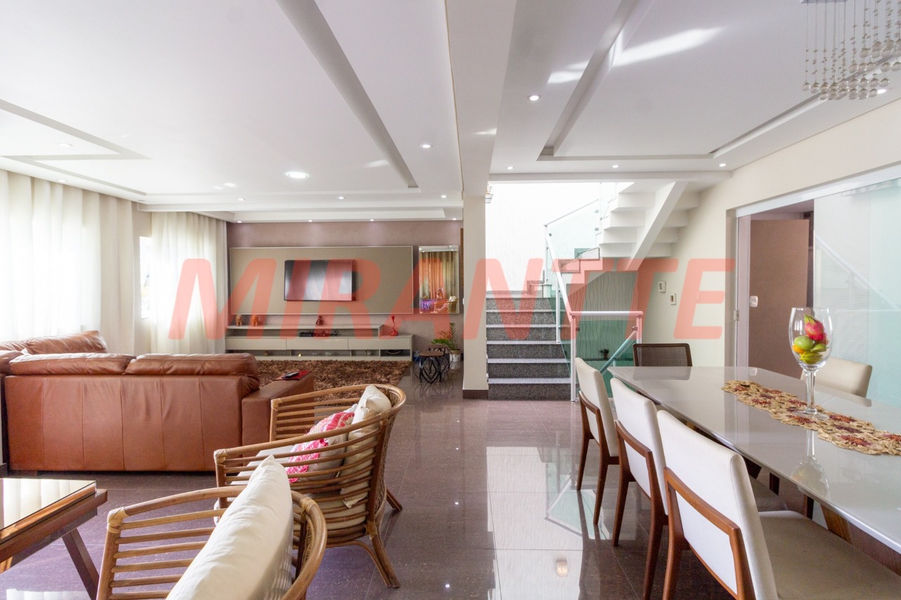Casa terrea de 510m² com 5 quartos em Tremembe