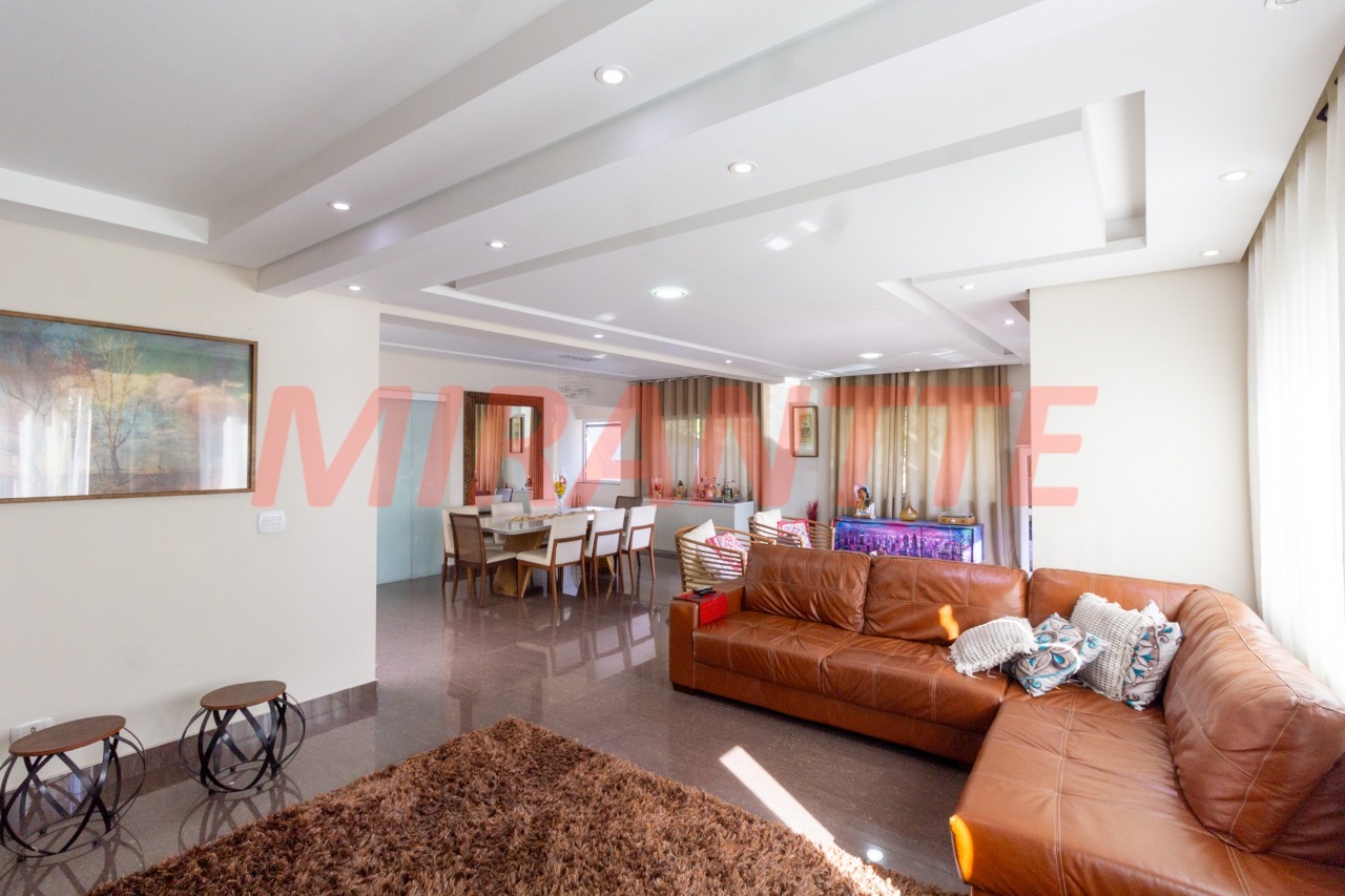 Casa terrea de 510m² com 5 quartos em Tremembe