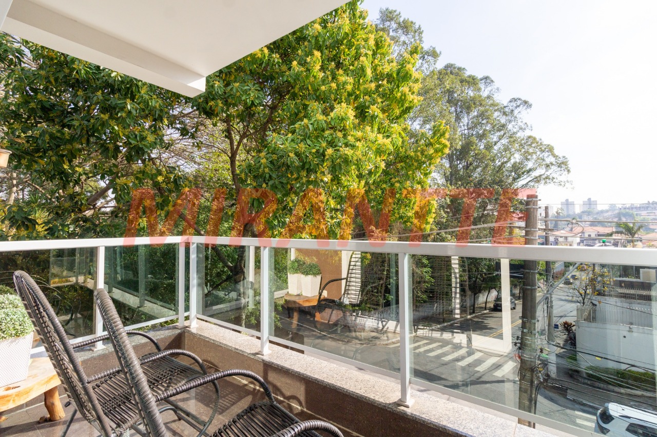 Casa terrea de 510m² com 5 quartos em Tremembe
