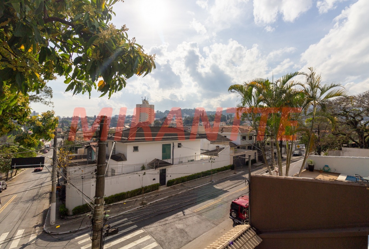 Casa terrea de 510m² com 5 quartos em Tremembe