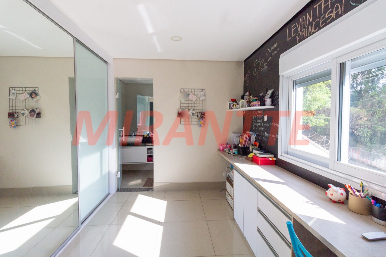Casa terrea de 510m² com 5 quartos em Tremembe