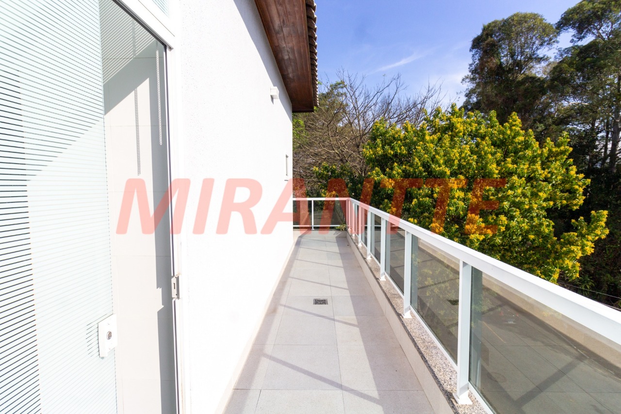 Casa terrea de 510m² com 5 quartos em Tremembe