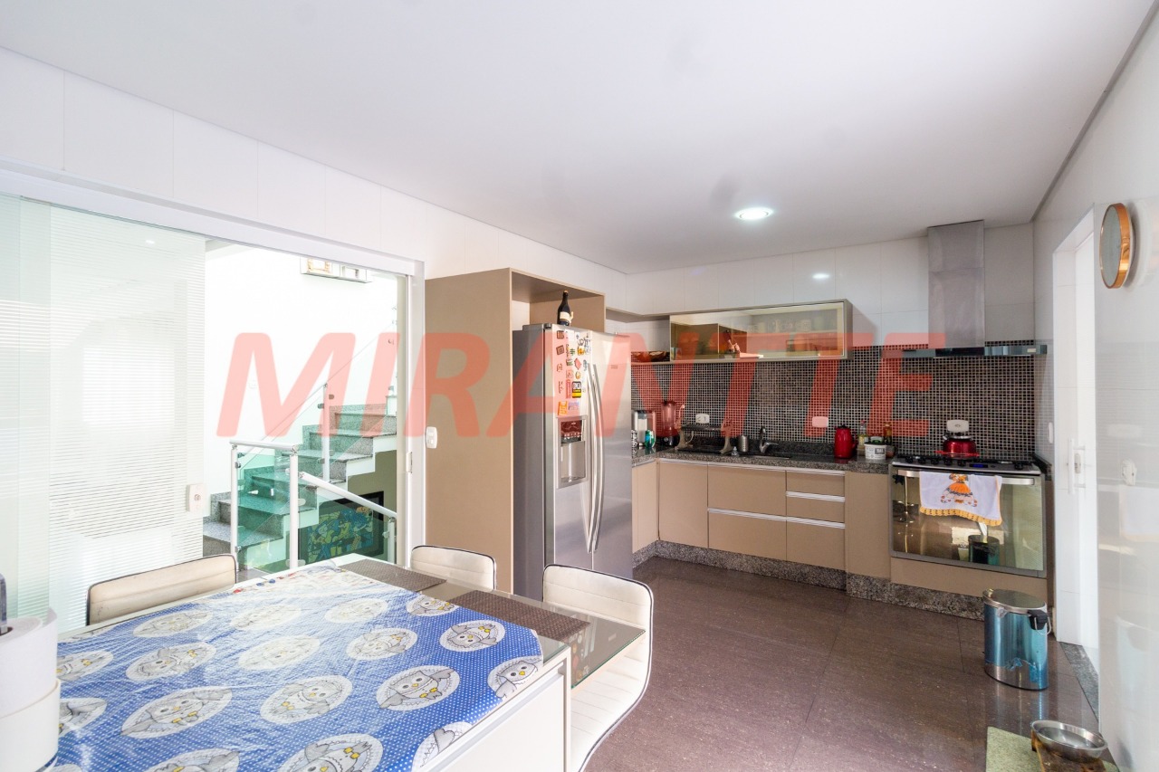 Casa terrea de 510m² com 5 quartos em Tremembe