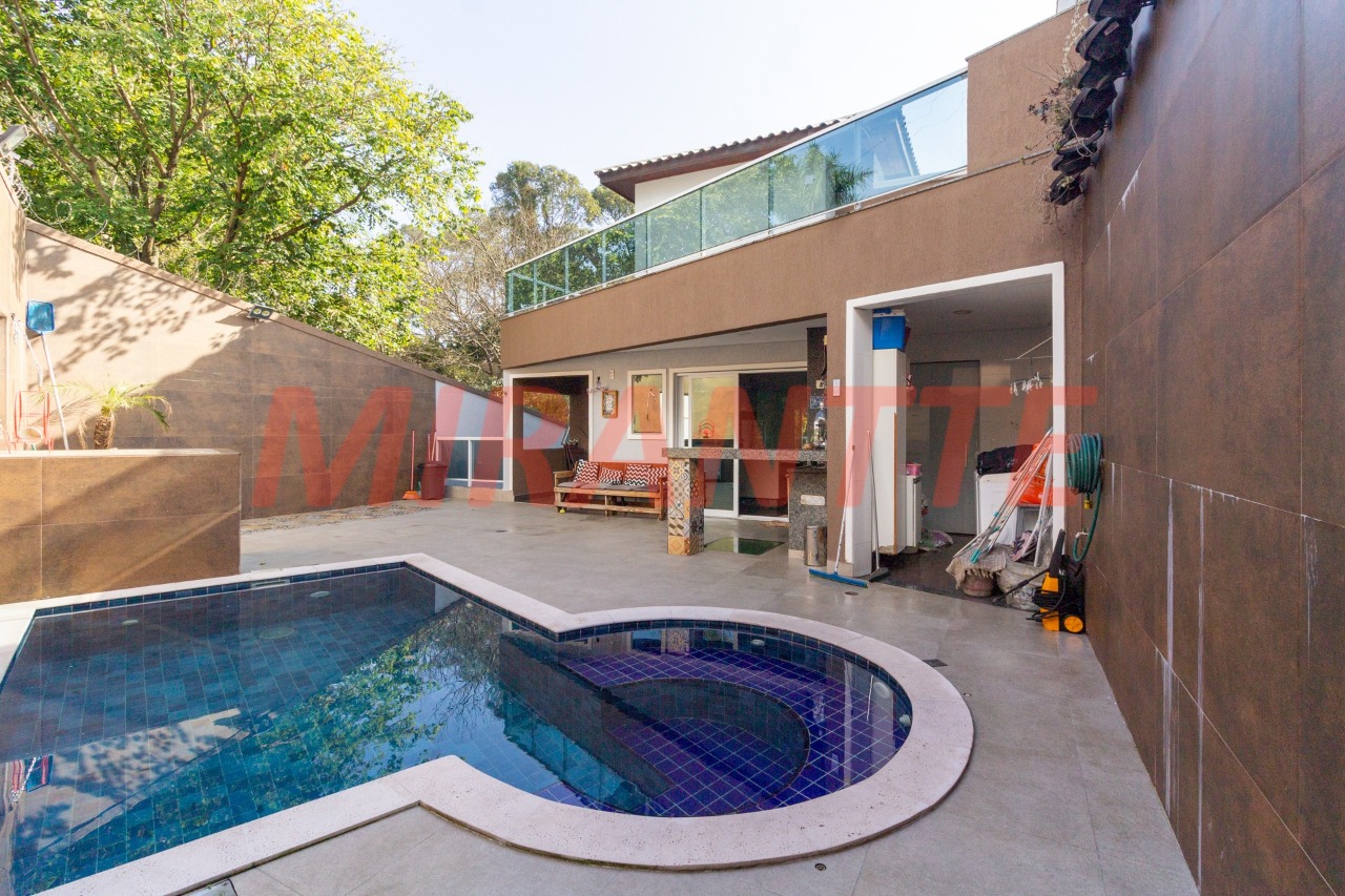 Casa terrea de 510m² com 5 quartos em Tremembe