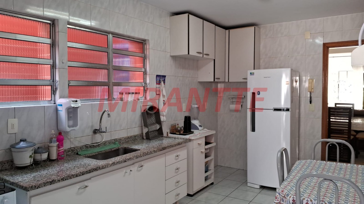 Sobrado de 101m² com 3 quartos em Santana