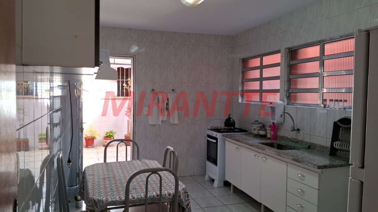 Sobrado de 101m² com 3 quartos em Santana