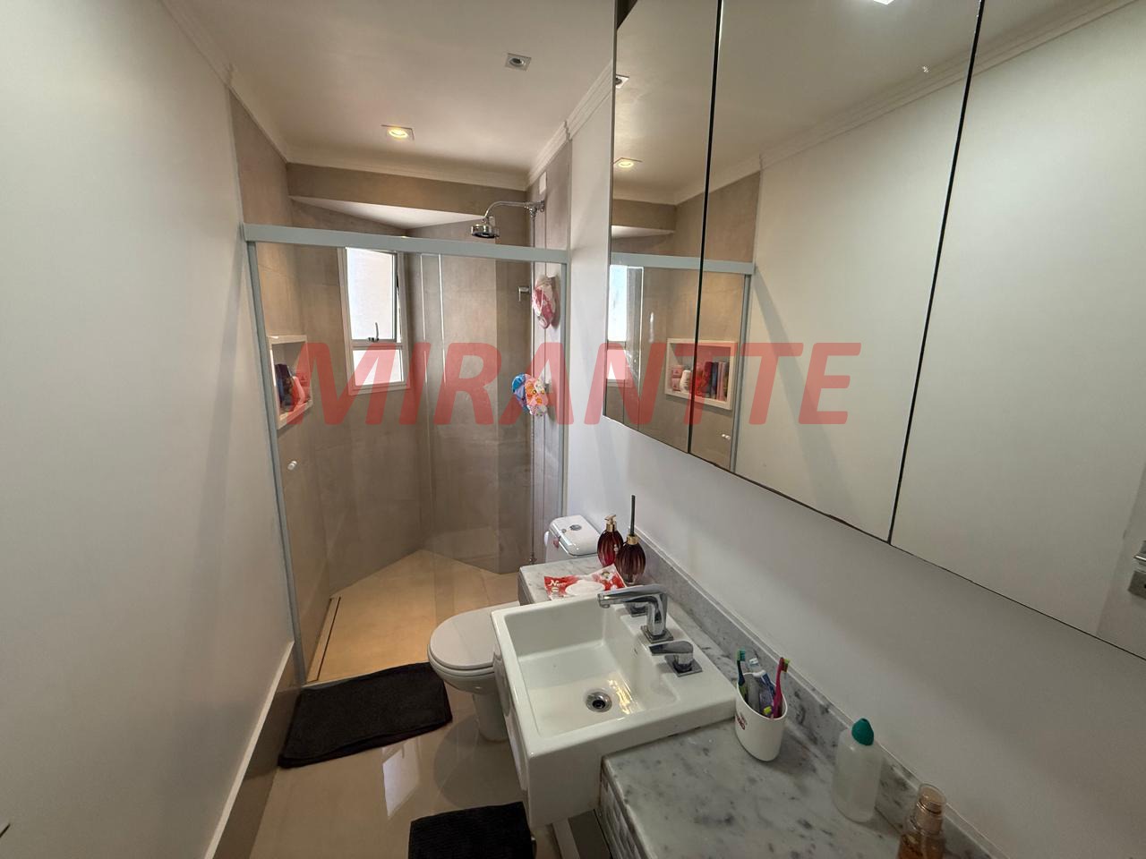 Apartamento de 147m² com 3 quartos em Água Fria