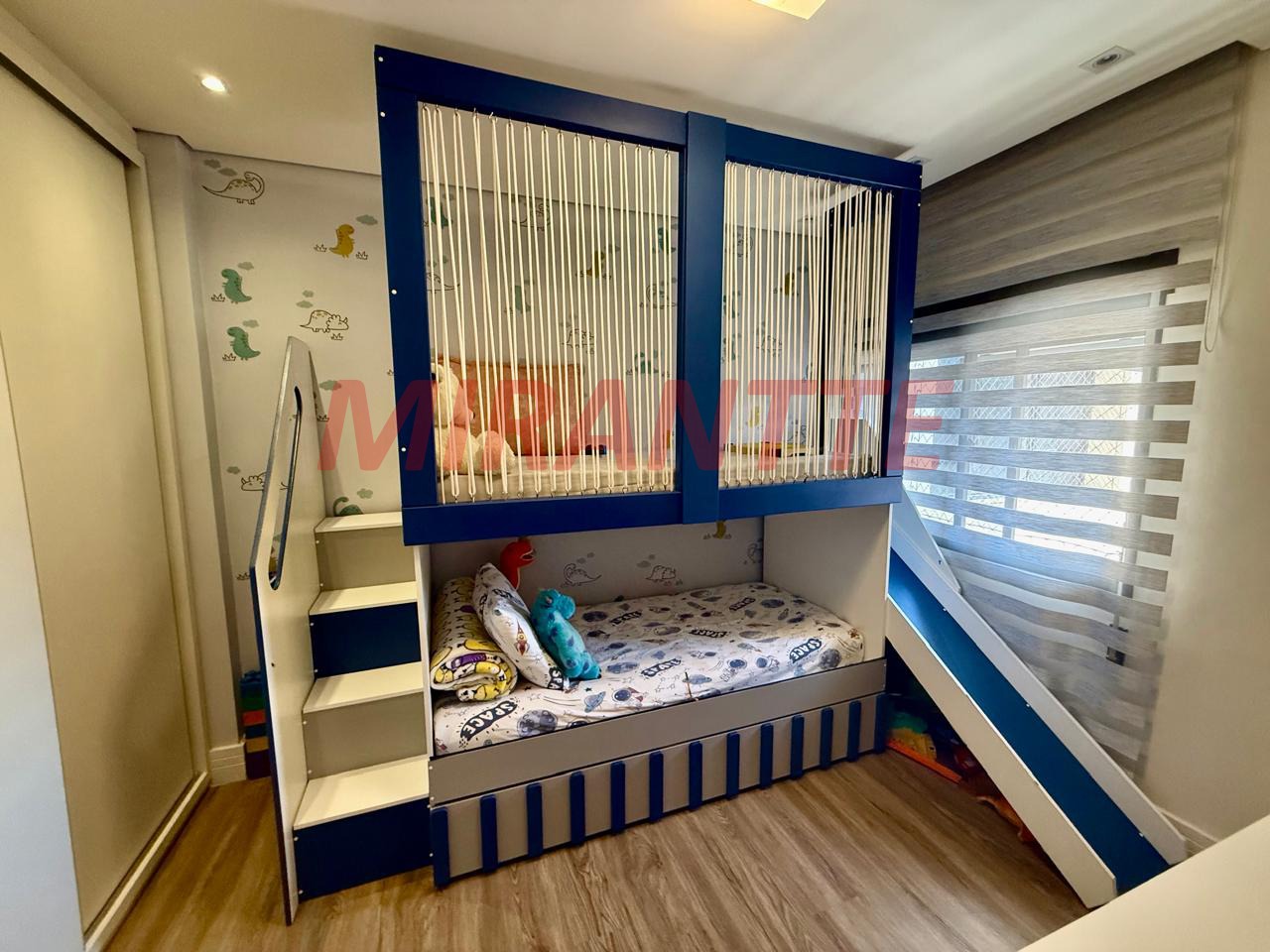 Apartamento de 147m² com 3 quartos em Água Fria