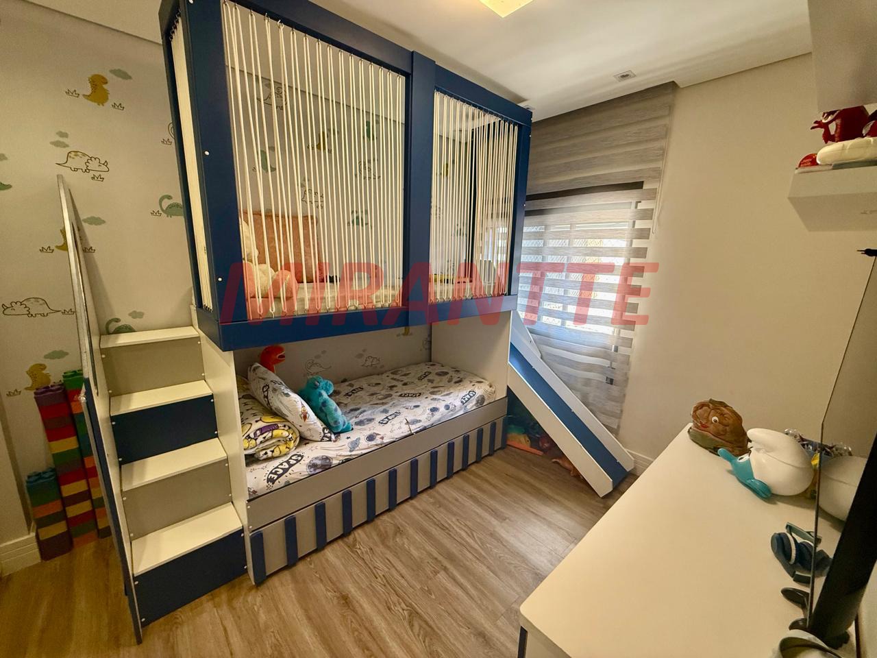 Apartamento de 147m² com 3 quartos em Água Fria