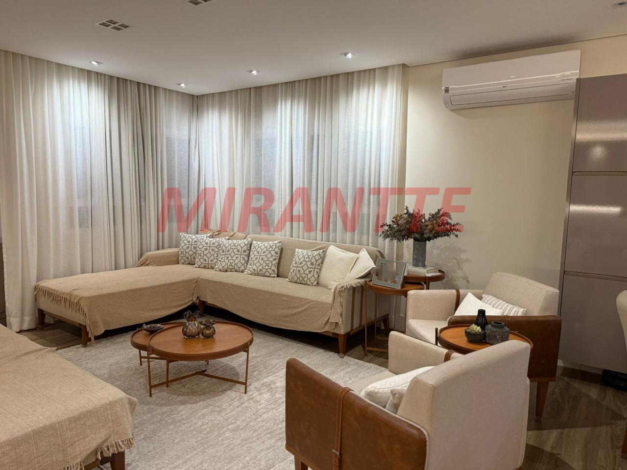 Apartamento de 147m² com 3 quartos em Água Fria