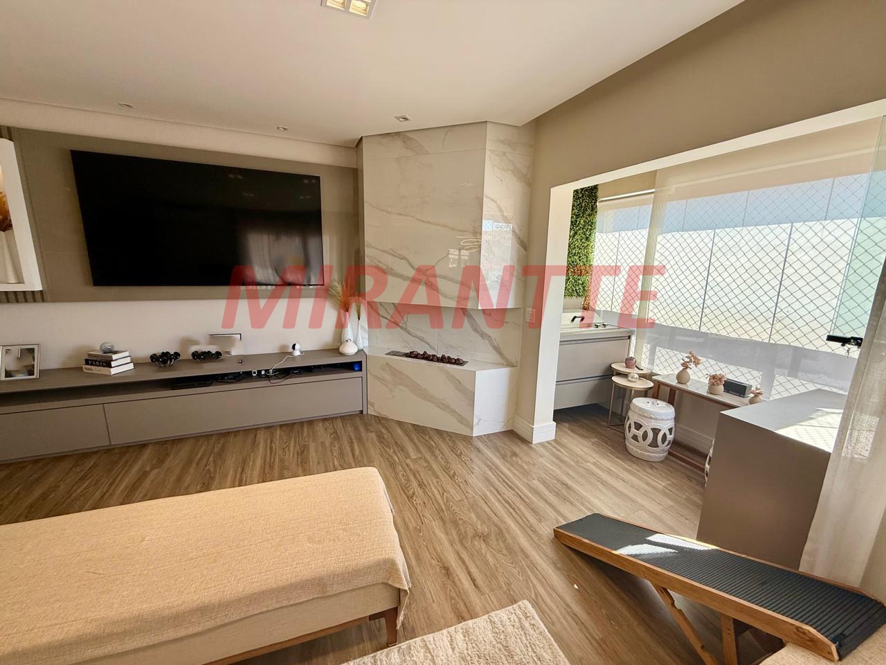 Apartamento de 147m² com 3 quartos em Água Fria