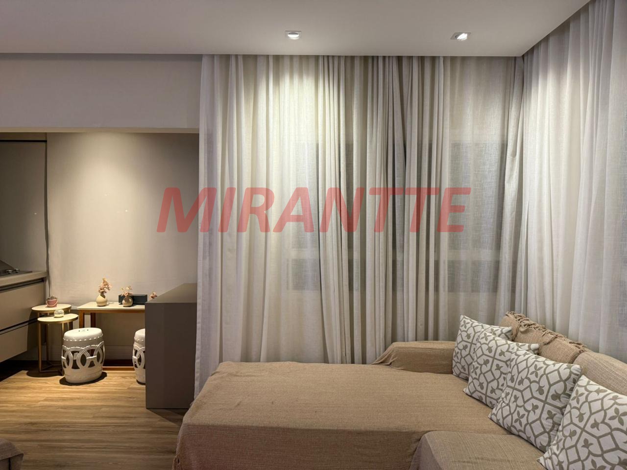 Apartamento de 147m² com 3 quartos em Água Fria