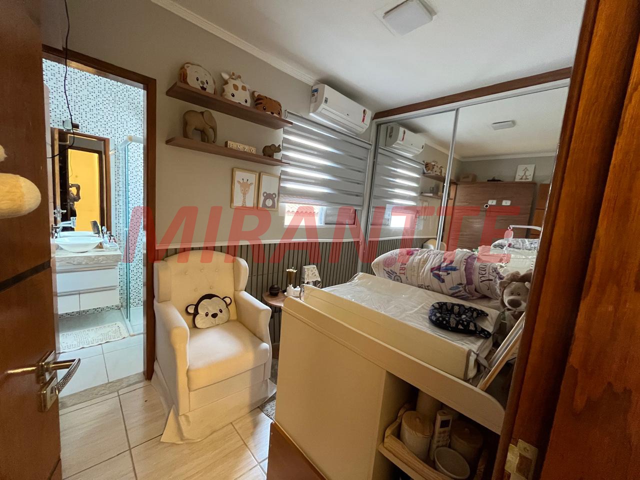 Cond. fechado de 77m² com 2 quartos em Vila Mazzei