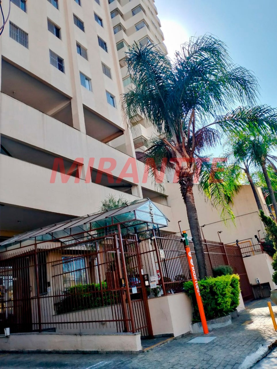 Apartamento de 53m² com 2 quartos em Santa Teresinha