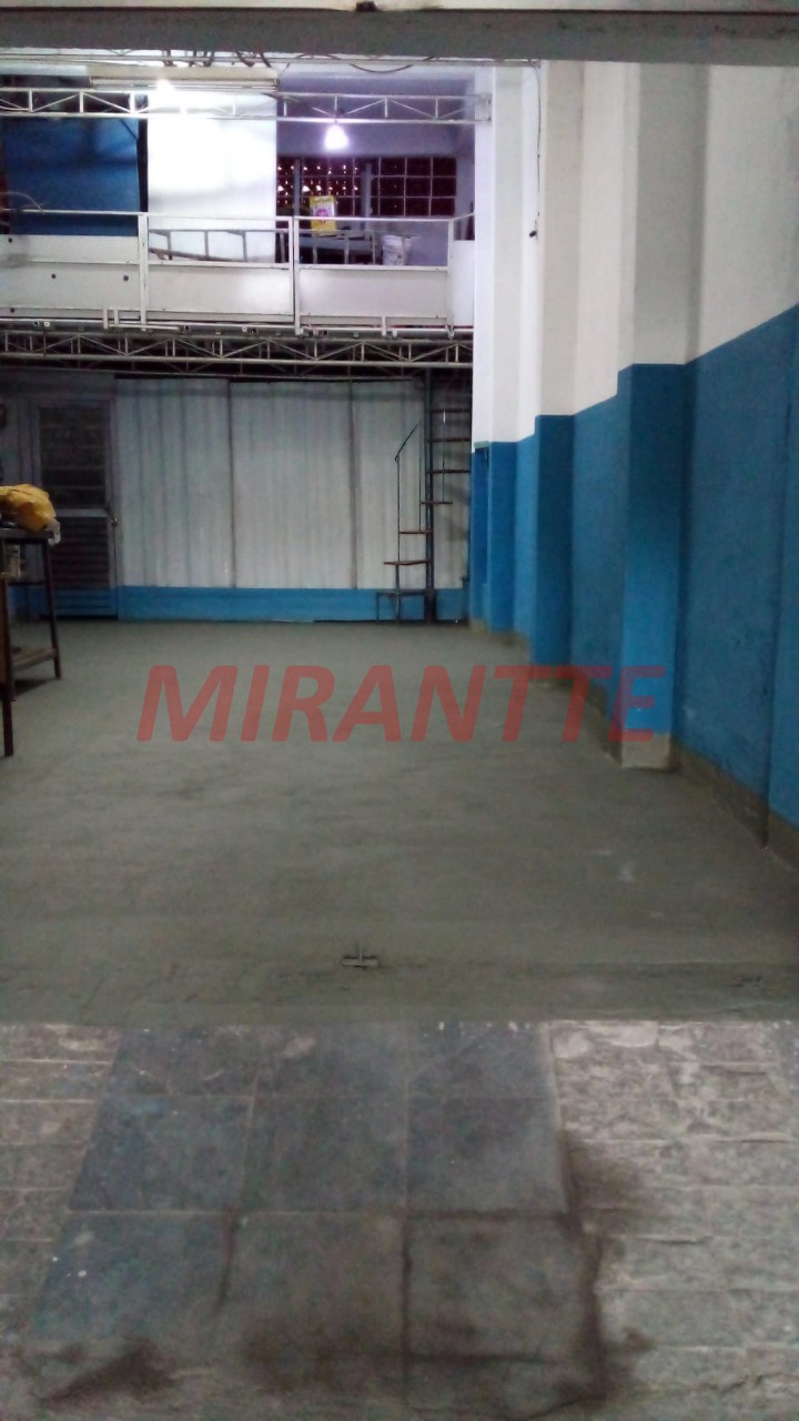 Comercial de 280m² em Vila Carmosina