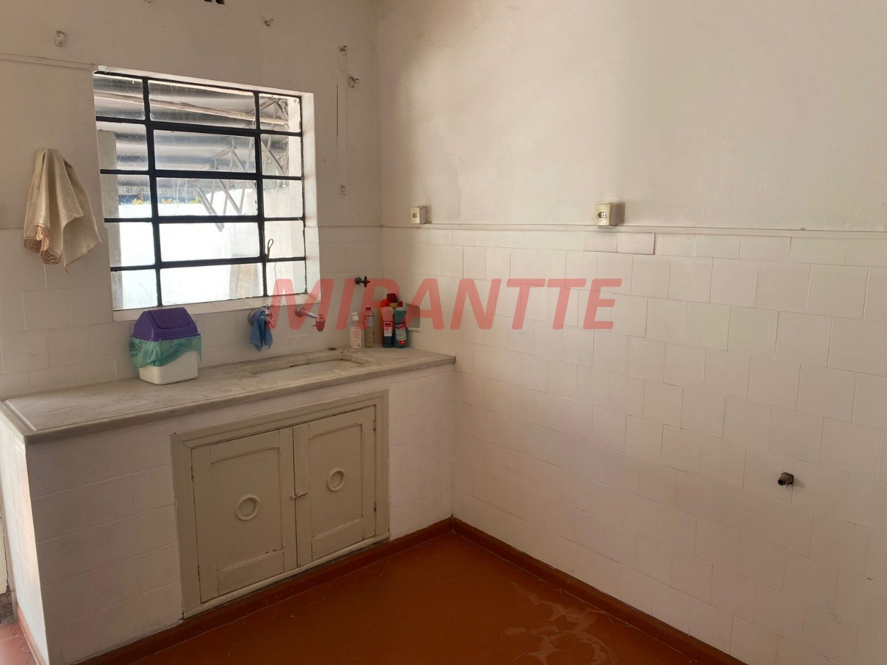 Conjunto comercial de 120m² em Santana