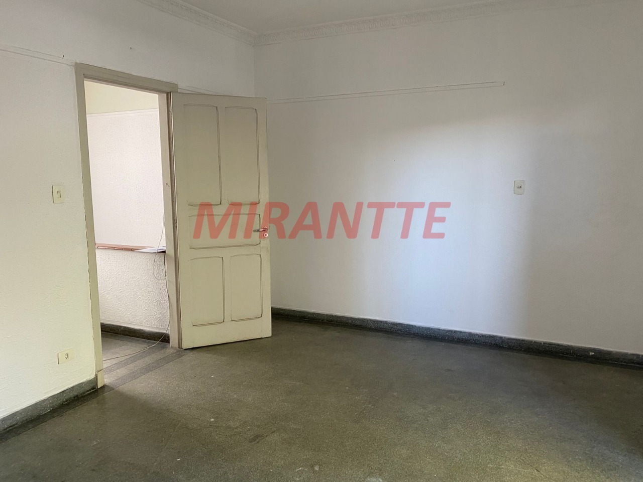 Conjunto comercial de 120m² em Santana