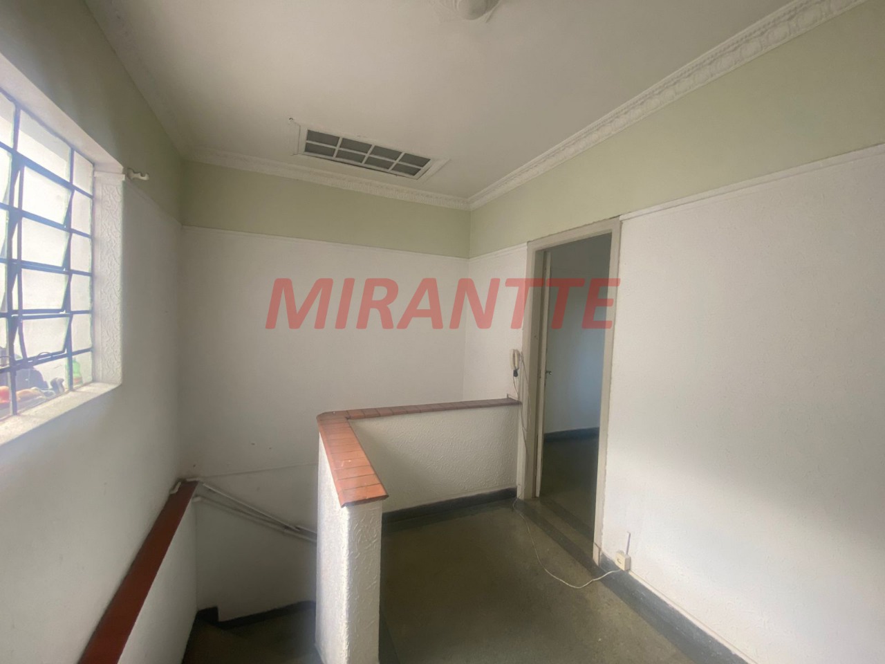 Conjunto comercial de 120m² em Santana