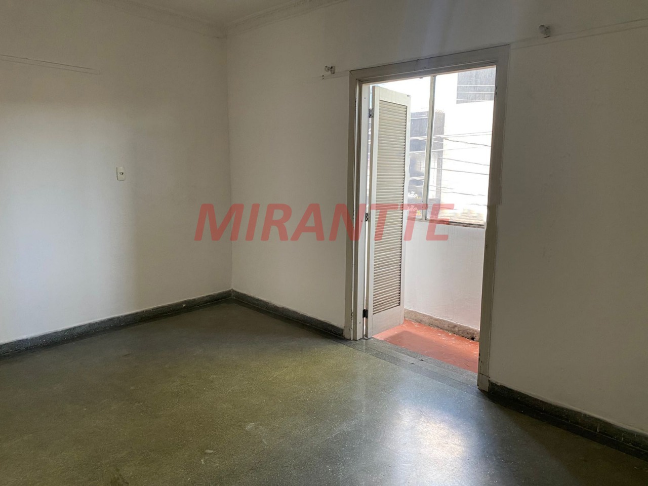Conjunto comercial de 120m² em Santana