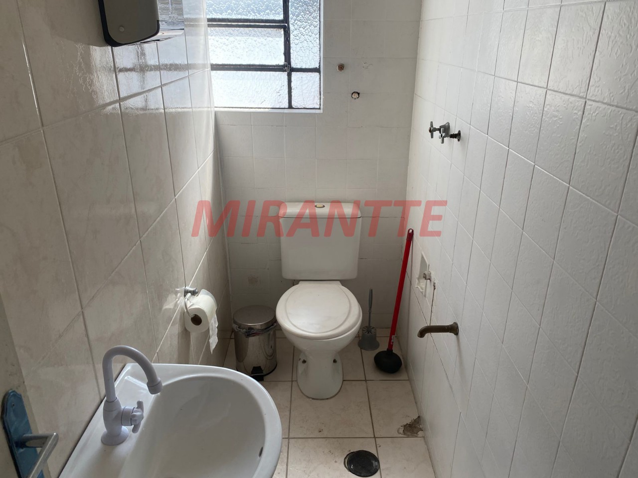 Conjunto comercial de 120m² em Santana