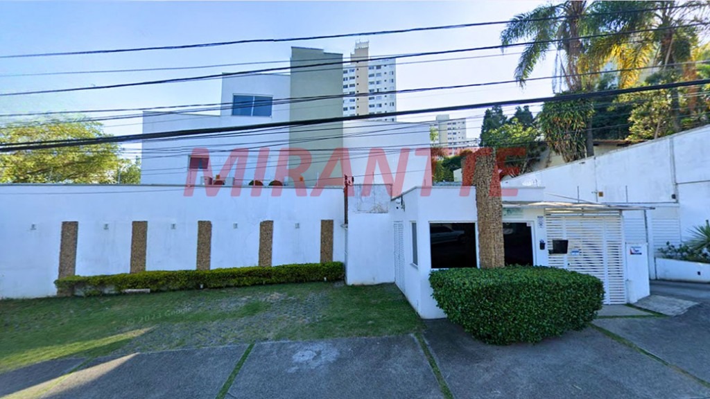 Cond. fechado de 330m² com 4 quartos em Vila Albertina