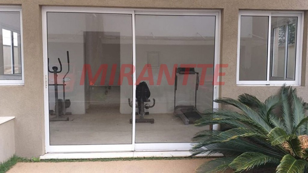 Cond. fechado de 330m² com 4 quartos em Vila Albertina