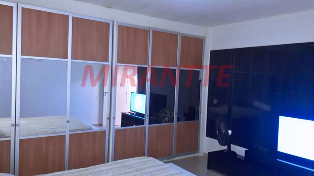 Cond. fechado de 330m² com 4 quartos em Vila Albertina