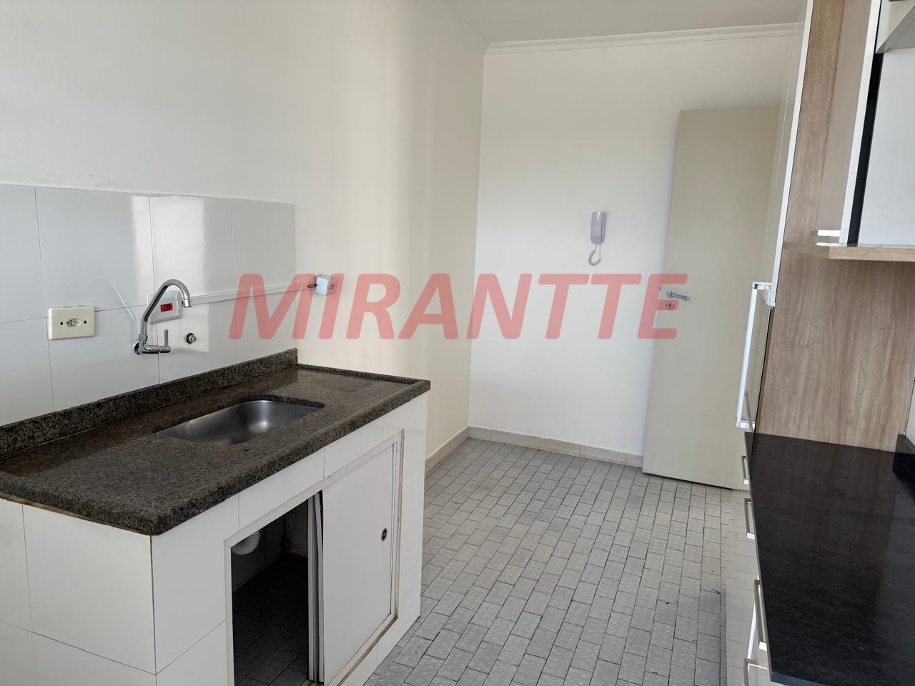 Apartamento de 64m² com 2 quartos em Santana