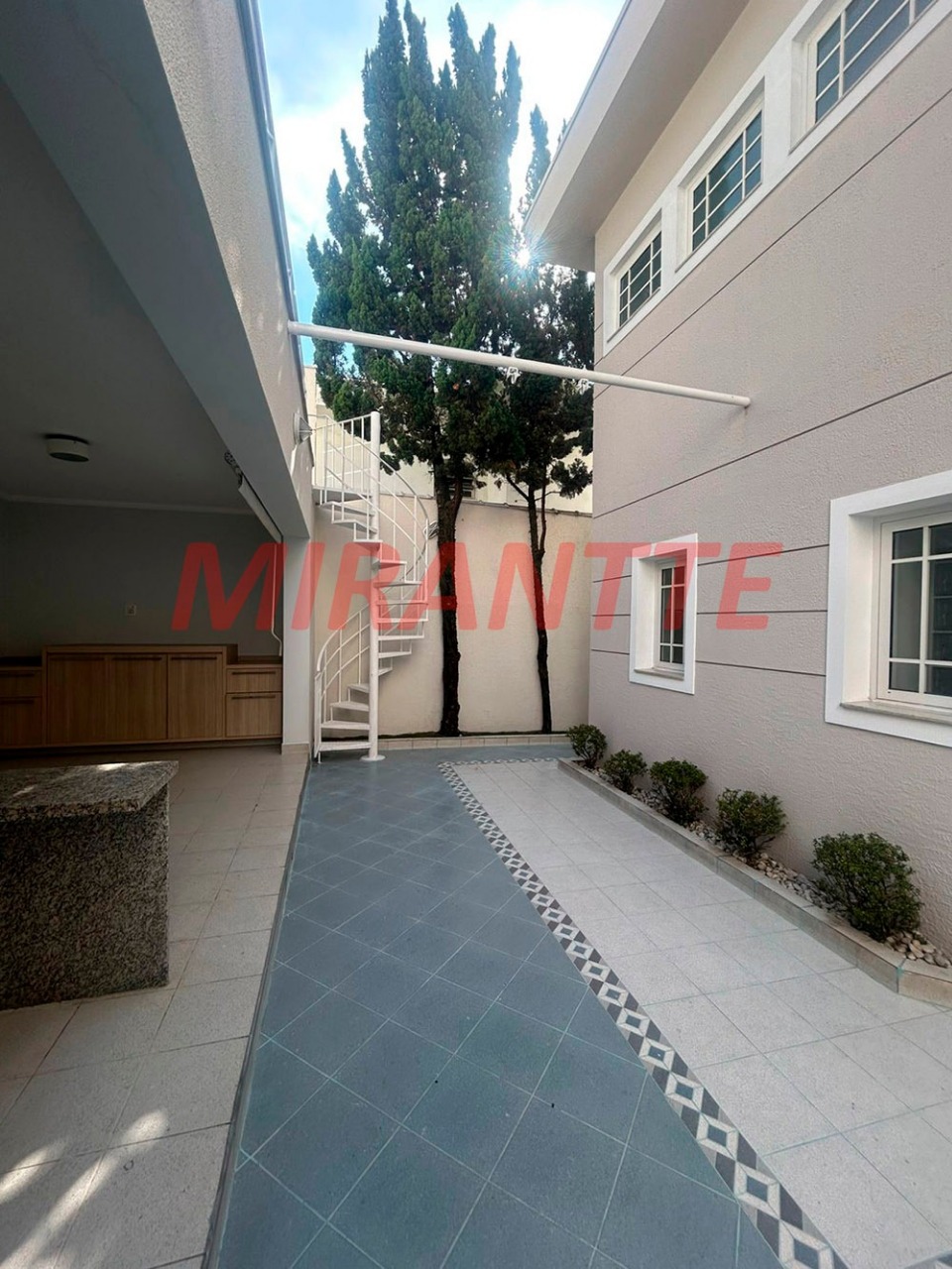 Sobrado de 242m² com 3 quartos em Jardim São Paulo(Zona Norte)