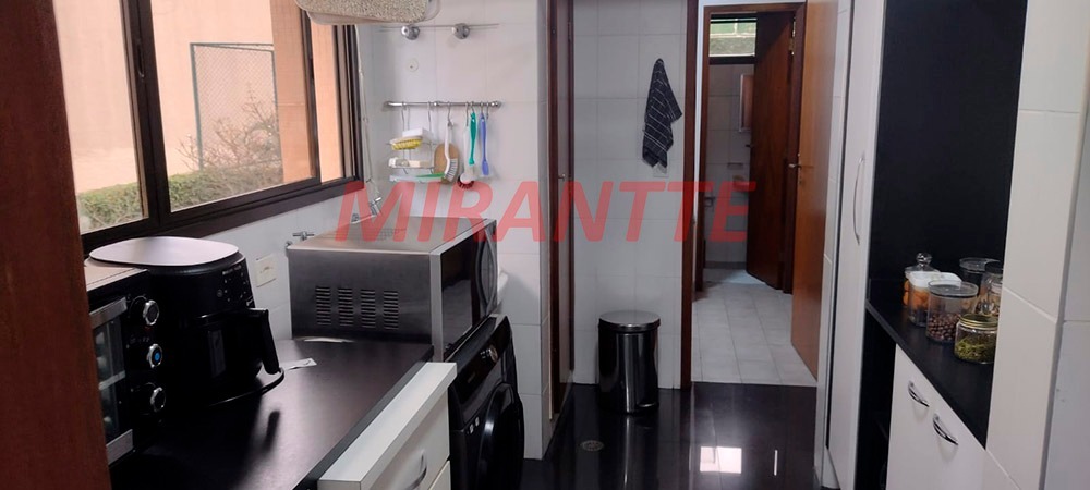 Apartamento de 210m² com 3 quartos em Aclimação