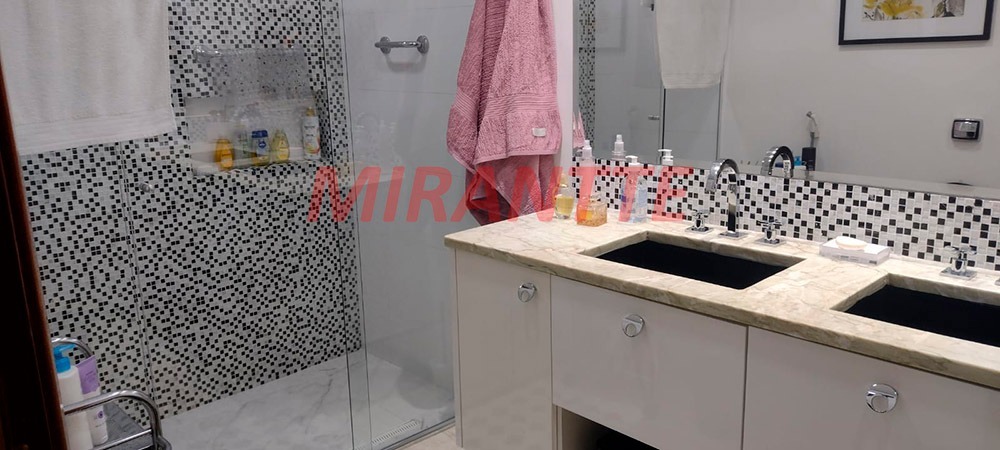 Apartamento de 210m² com 3 quartos em Aclimação
