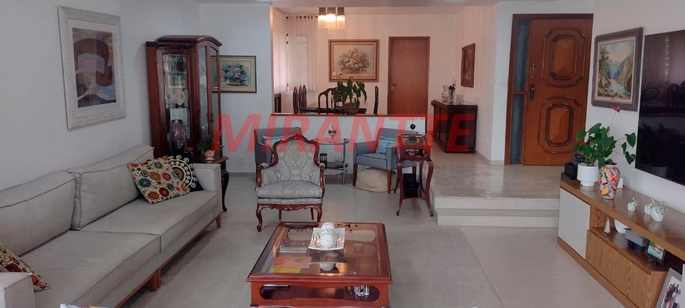 Apartamento de 210m² com 3 quartos em Aclimação