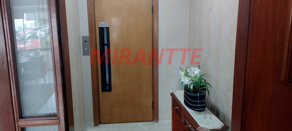 Apartamento de 210m² com 3 quartos em Aclimação