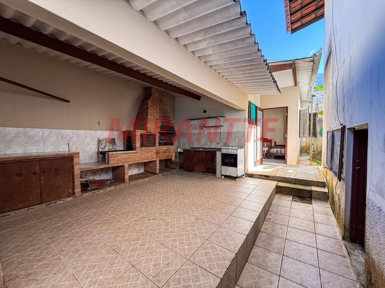 Cond. fechado de 270.07m² com 4 quartos em Massaguaçu