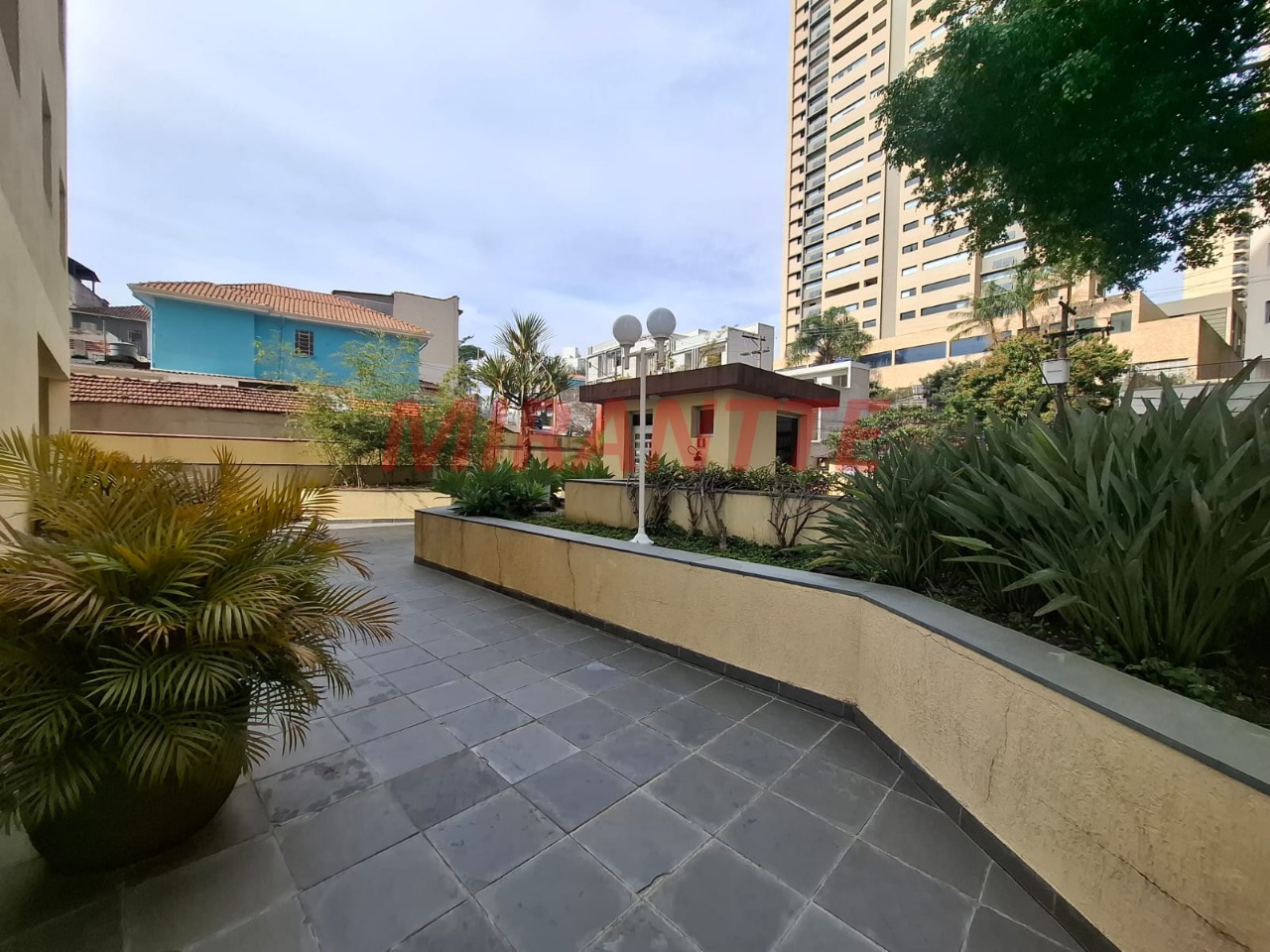 Apartamento de 64m² com 2 quartos em Santa Teresinha